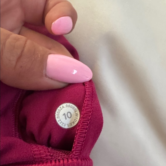 lululemon athletica Magenta Cropped Sports Tank - Picture 3 of 3